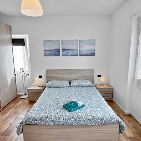 Grazioso E Luminoso Bilocale A Bernareggio Appartement Carnate Buitenkant foto